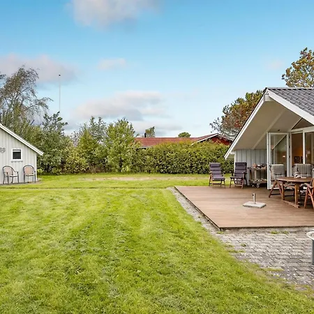 Armund - 300m From The Sea By Interhome *