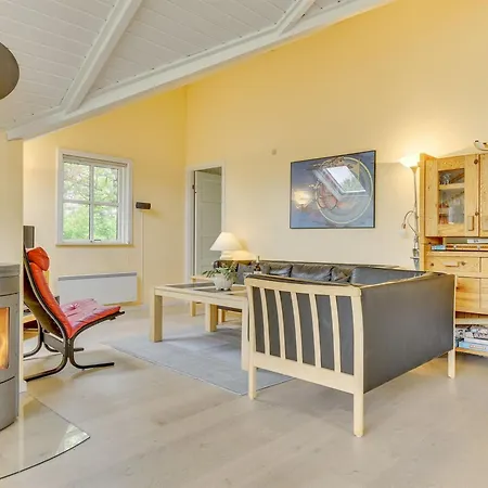 Armund - 300m From The Sea By Interhome Nedre Lysabild