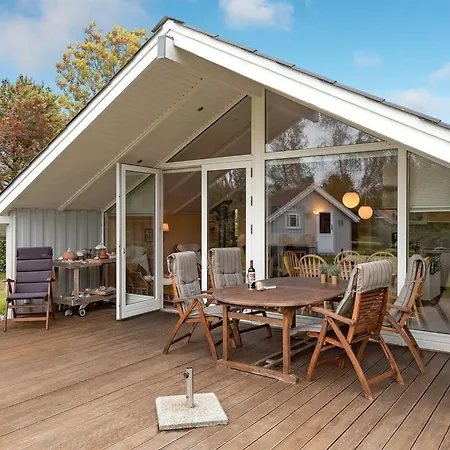 Dom wakacyjny Armund - 300m From The Sea By Interhome *