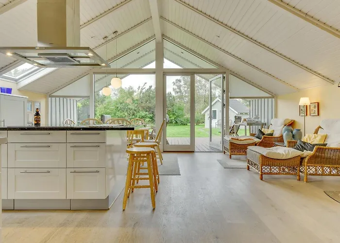 Armund - 300m From The Sea By Interhome