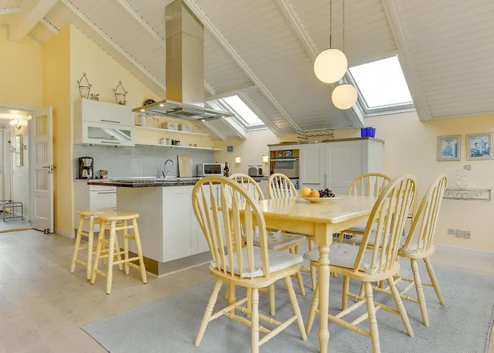 Armund - 300m From The Sea By Interhome