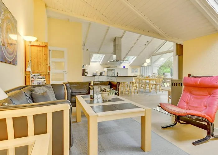 Armund - 300m From The Sea By Interhome